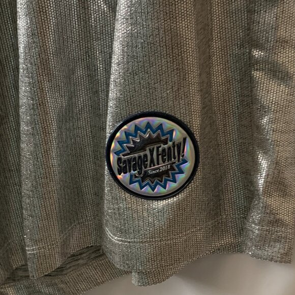 SAVAGE X FENTY Chain Reaction Metallic Basketball Shorts in Silver Sz LARGE - Picture 2 of 6